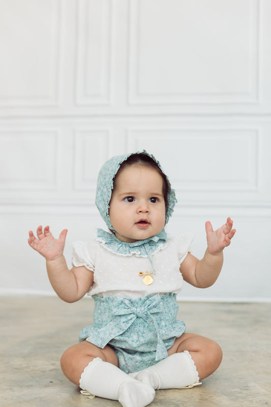 Conjunto MatchyCuello bombacha c/gorro flores mini morado fondo verde agua