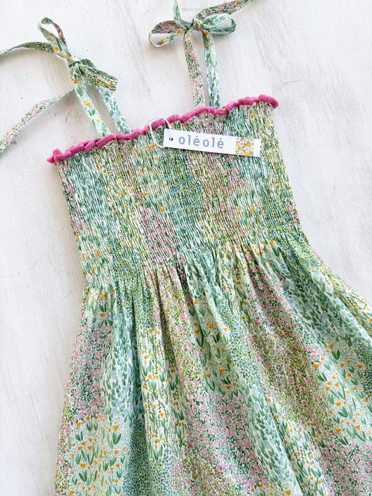 Vestido arruchado flores jardin campestre
