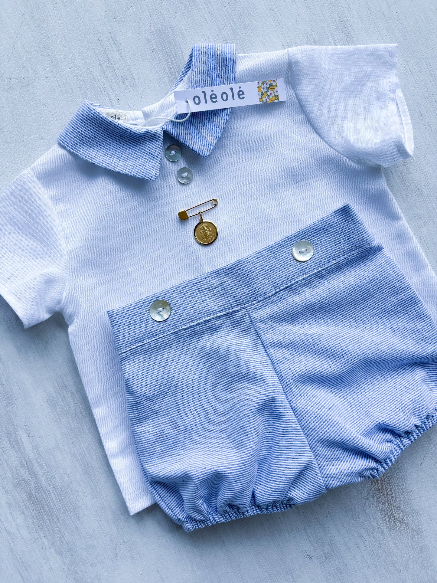 Conjunto varón bombacha rayas blanco y azul claro