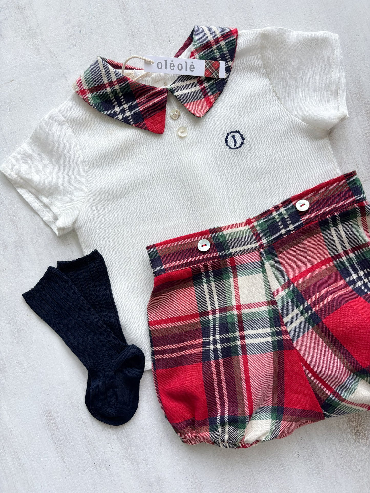 Conjunto varón bombacha cuadros rojos y crudo personalizado