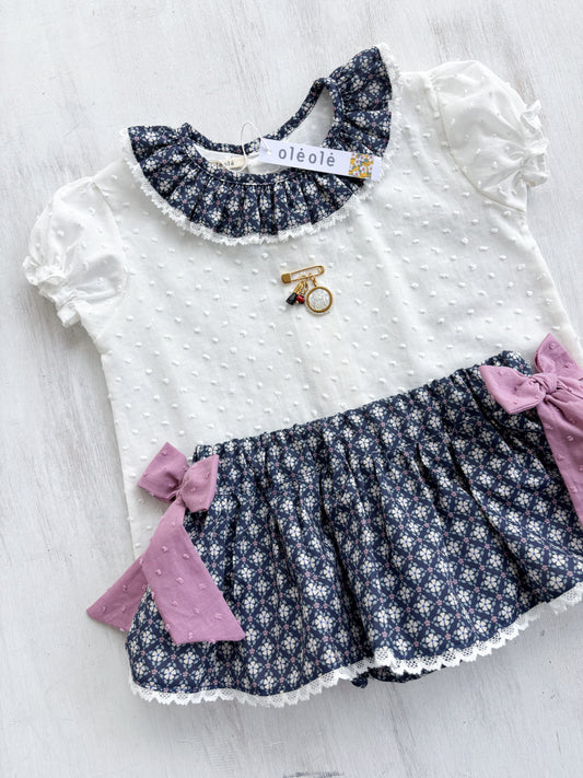 Conjunto MatchyCuello falda c/lazos geometrica azul marino