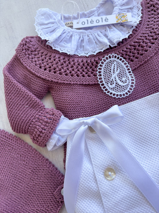 Conjunto suéter, gorro y panty piqué berenjena