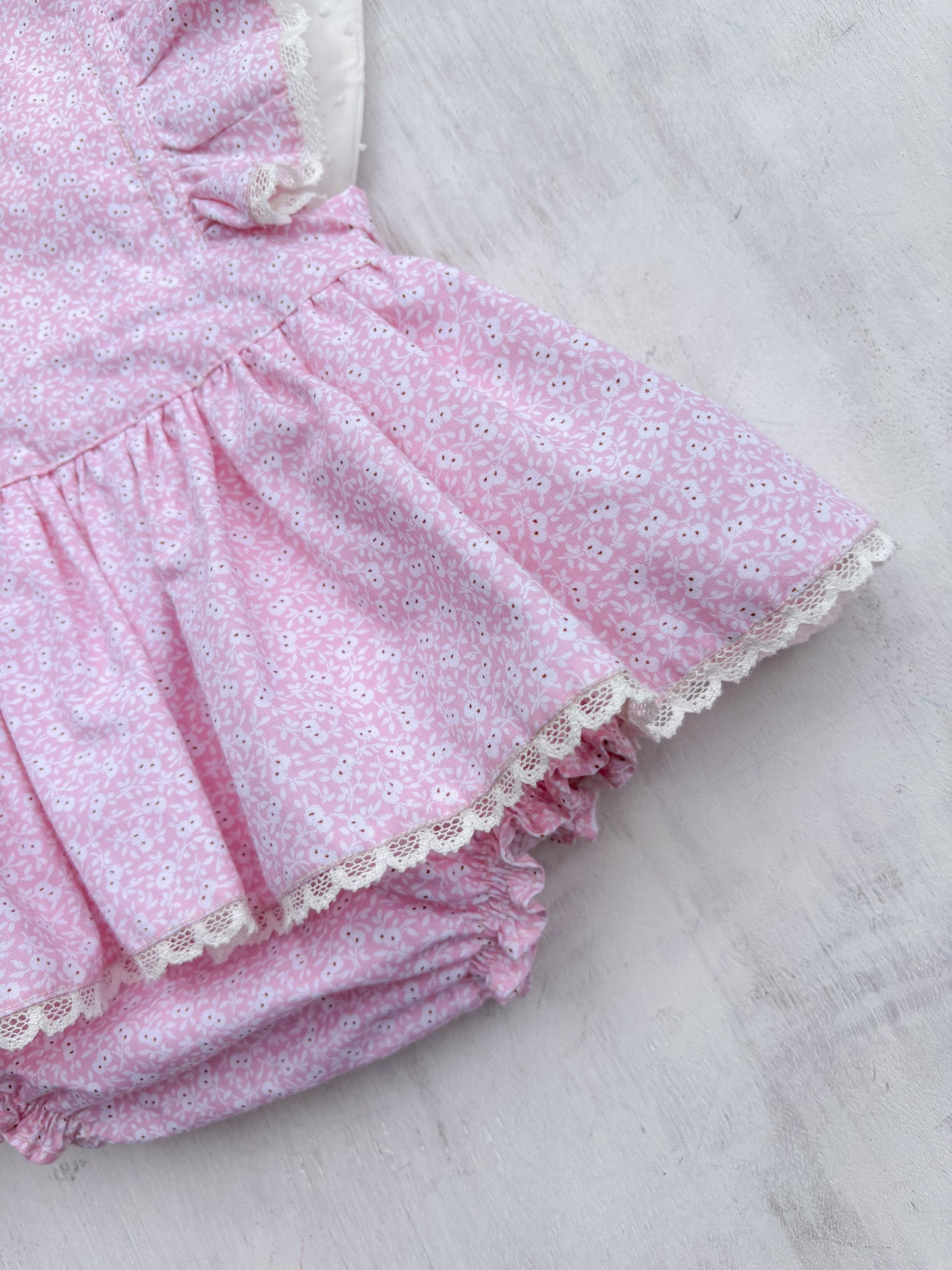 Jumper ojitos rosados