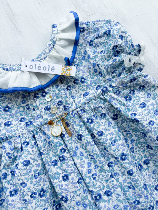 Vestido Madrid flores medianas azul
