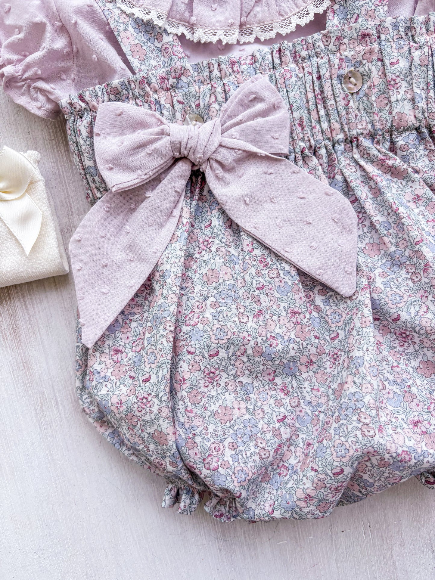 Conjunto bombacha alta flores tupida rosa combinada