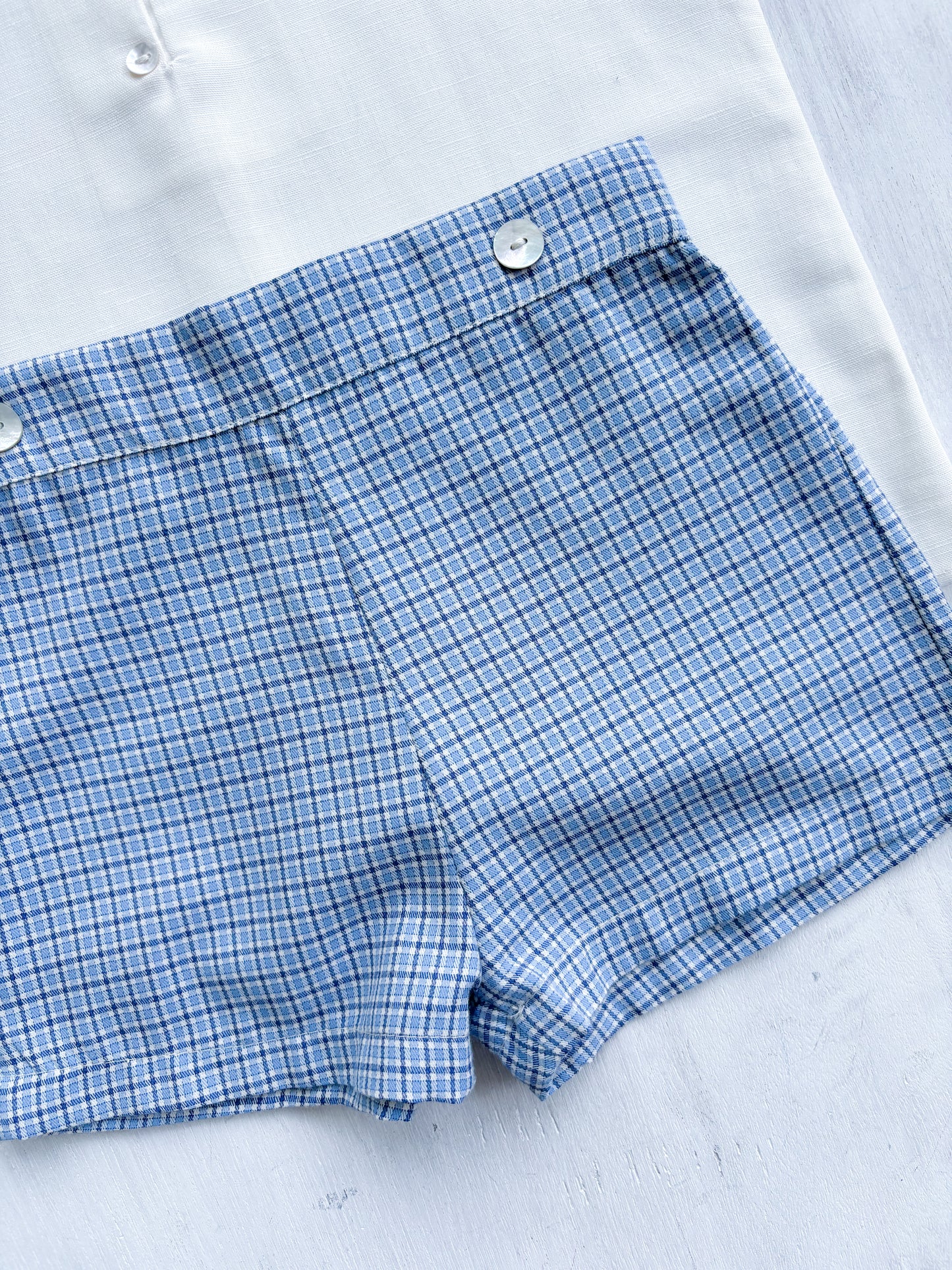 Conjunto varón short cuadros camisería