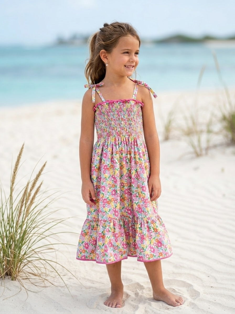 Vestido arruchado flores tipo Liberty fucsia