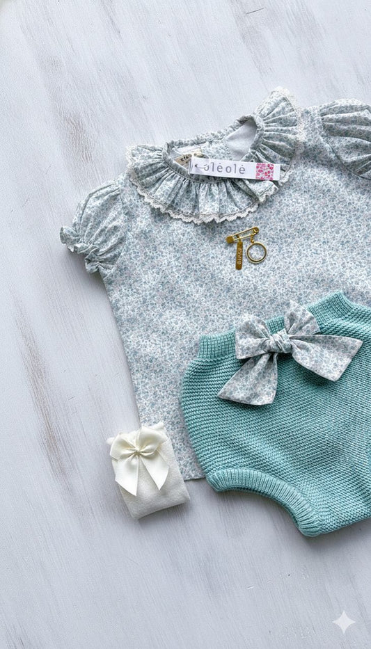 Conjunto panty tejida flores mini azul grisáceo y rosado