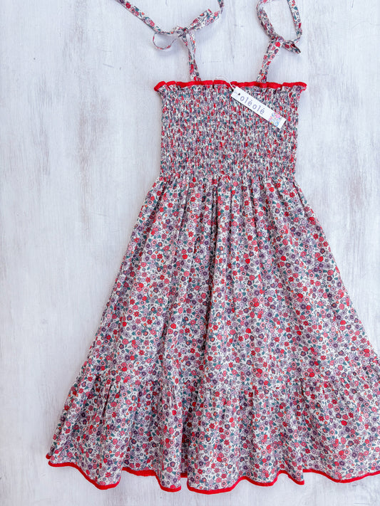 Vestido arruchado flores medianas rojo y morado