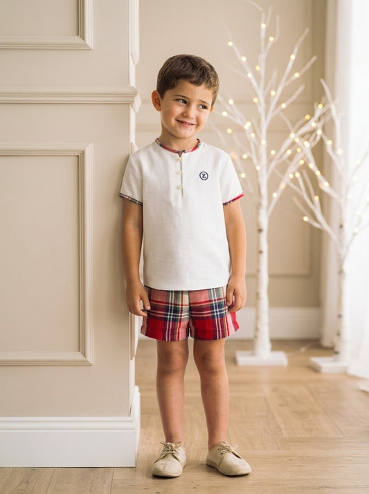 Conjunto varón short cuadros rojos y crudo personalizado