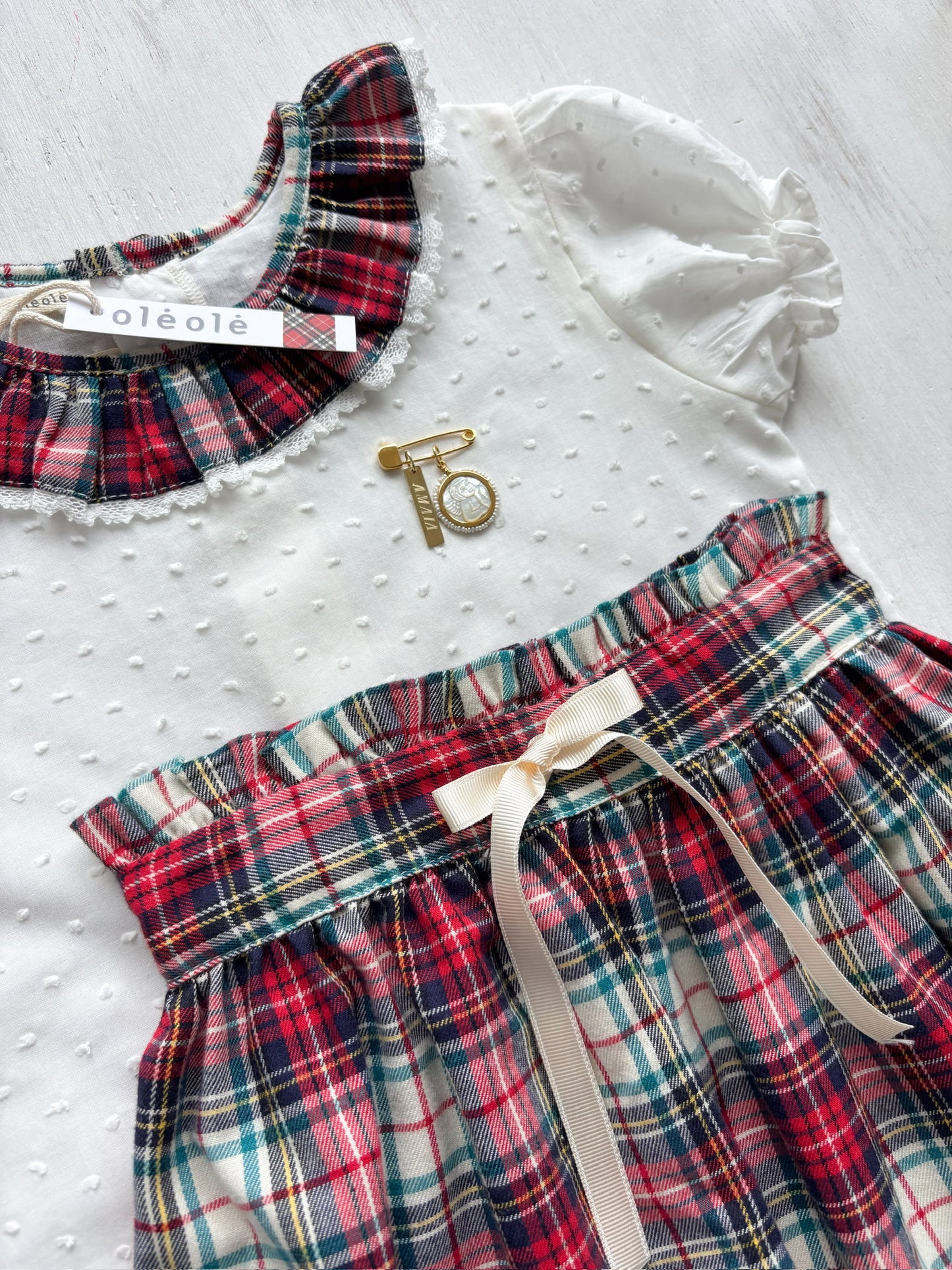 Conjunto MatchyCuello falda de grande tartán burdeos y beige