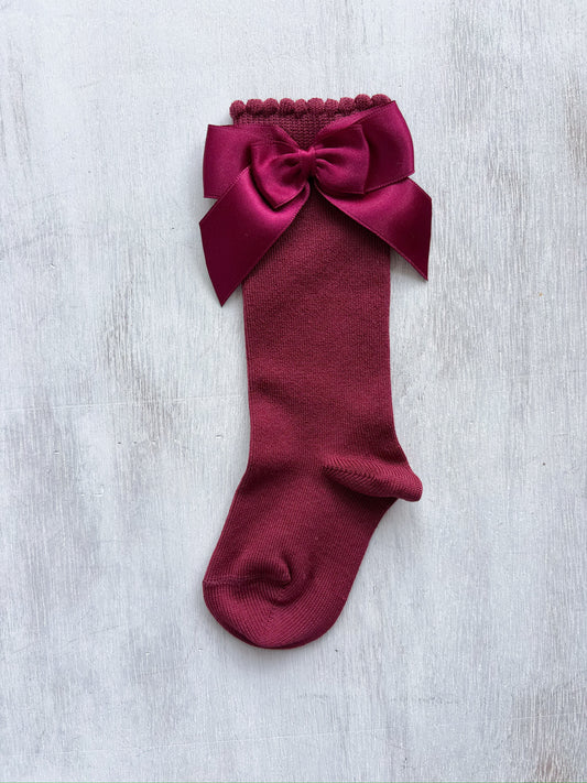 Medias lisas vinotinto