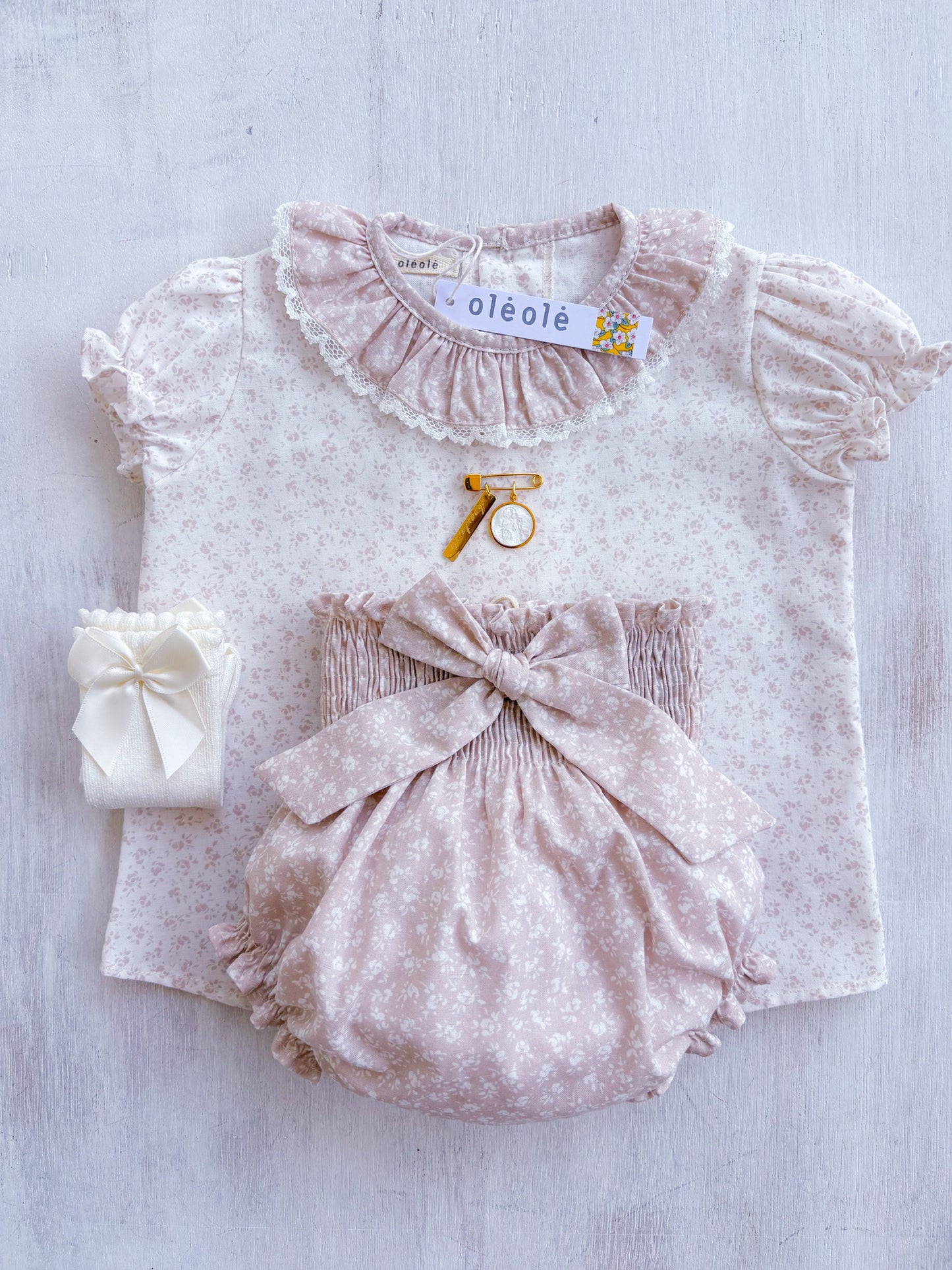 Conjunto Matchymatchy bombacha fondo rosado y beige