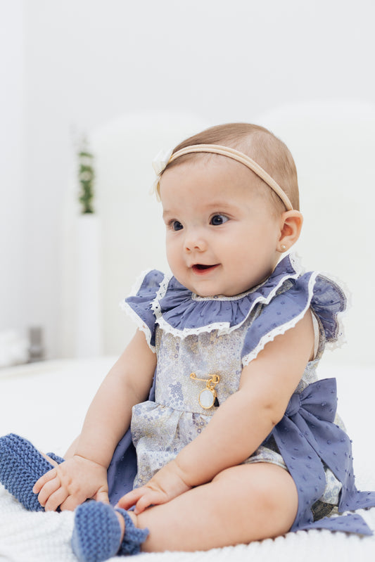 Ranita jardín flores azul grisáceo y amarillo